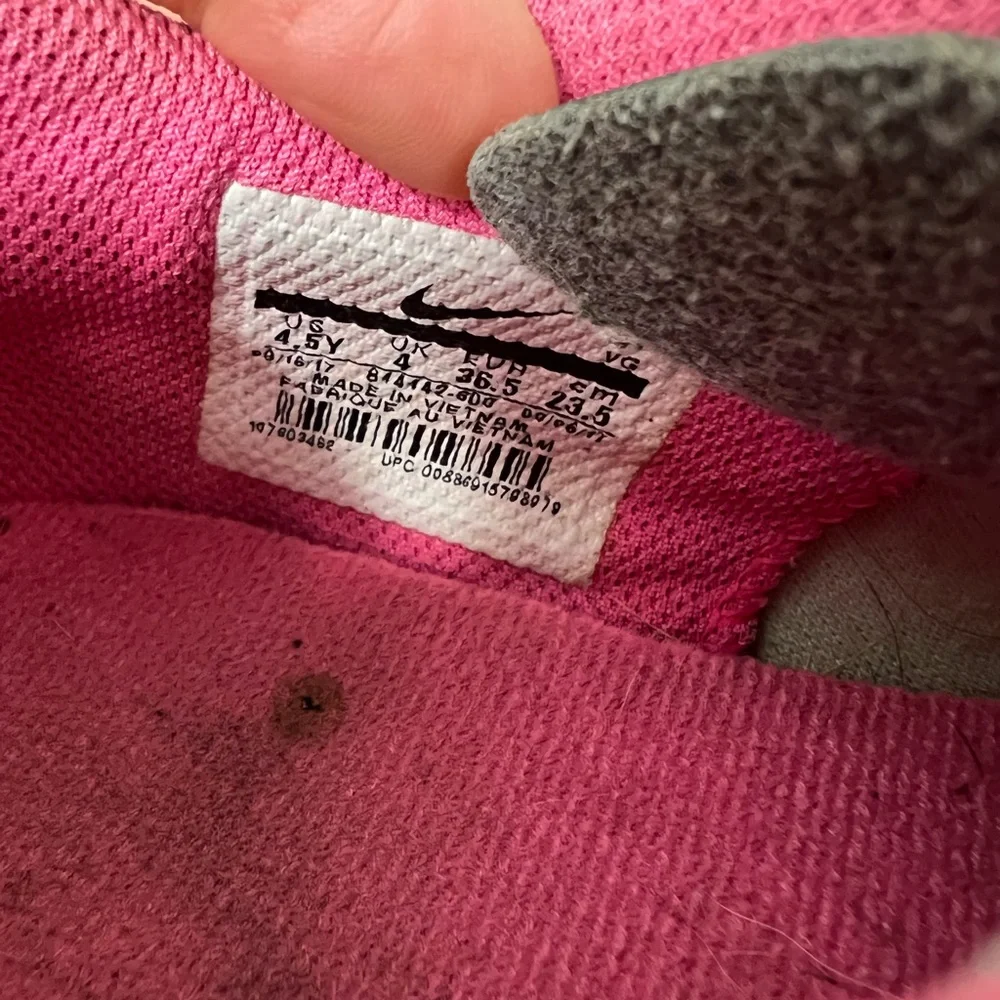 Nike Juniors Pink‎ Soccer Cleats